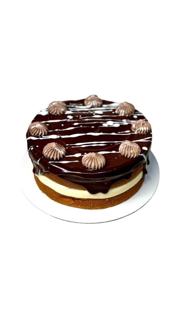 Boston Cream Pie 8"